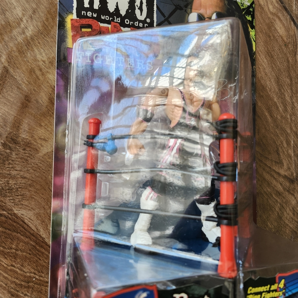 1999 WCW NWO Bret Hart Ring Fighters Series Wrestling Figure Toy Biz - Picture 4 of 8